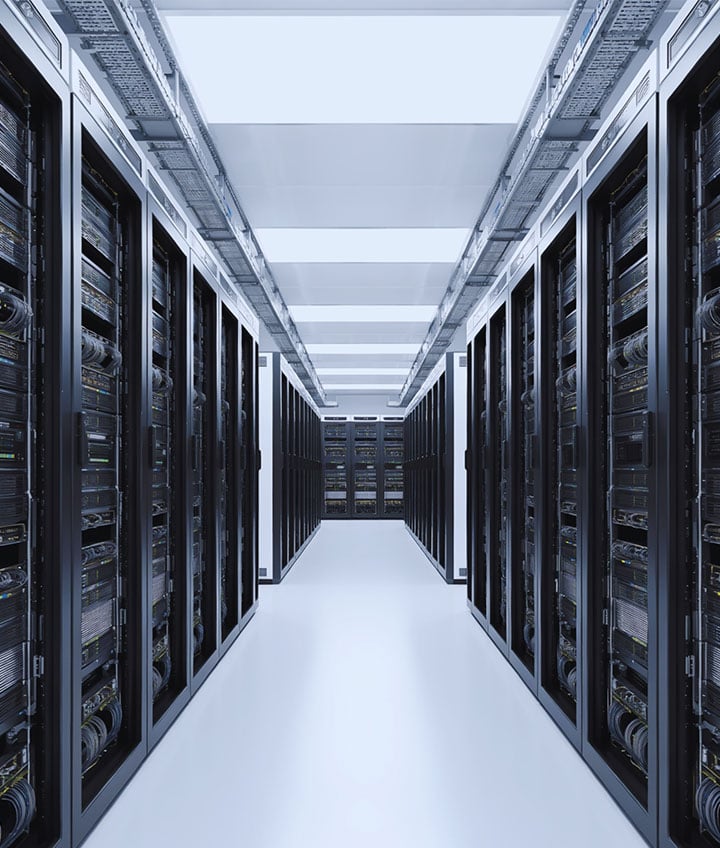 Serverraum mit Racks, Symbolbild für die digitale Datenschutzdokumentation im DDM von Protekto